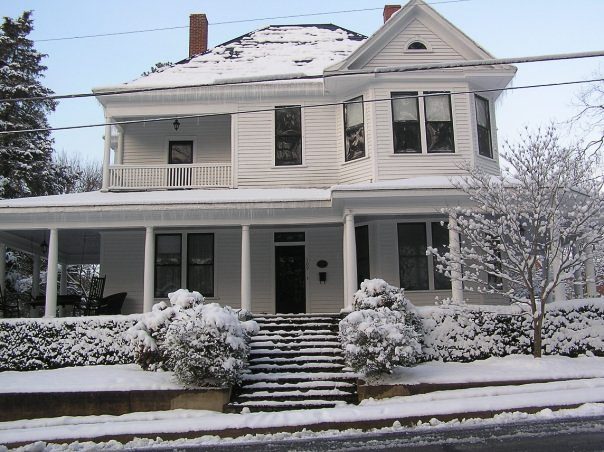 Magnolia House